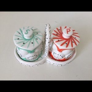 Anthropologie Dining - Anthropologie Home NEW salt & pepper set Anthropologie Dining - Anthropologie Home NEW salt & pepper set